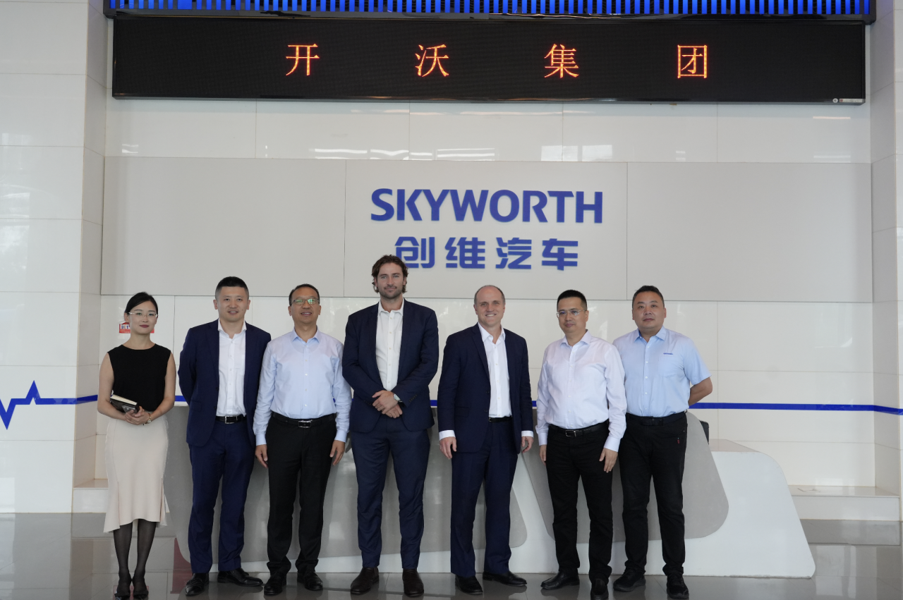 Cônsul Geral Australiano em Xangai visita o Grupo SKYWELL para explorar conjuntamente o desenvolvimento global de novos veículos energéticos