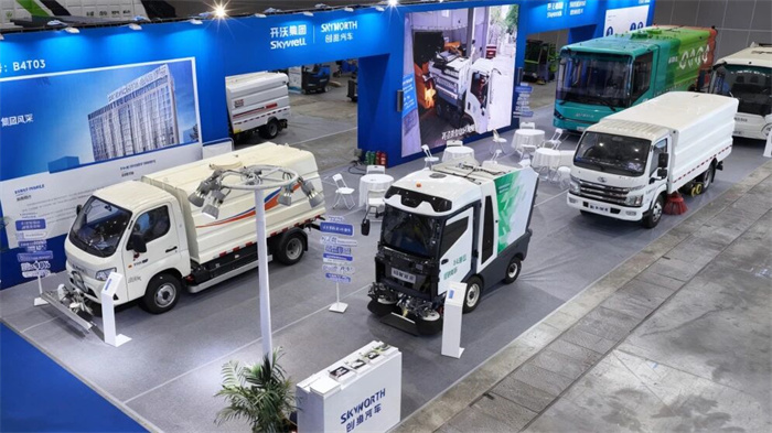 A Skyworth Auto fez uma aparição impressionante na Expo de Saneamento Ambiental de Wuhan, inaugurando uma nova era de saneamento energético com seu veículo “Novo Mundo Limpo”.